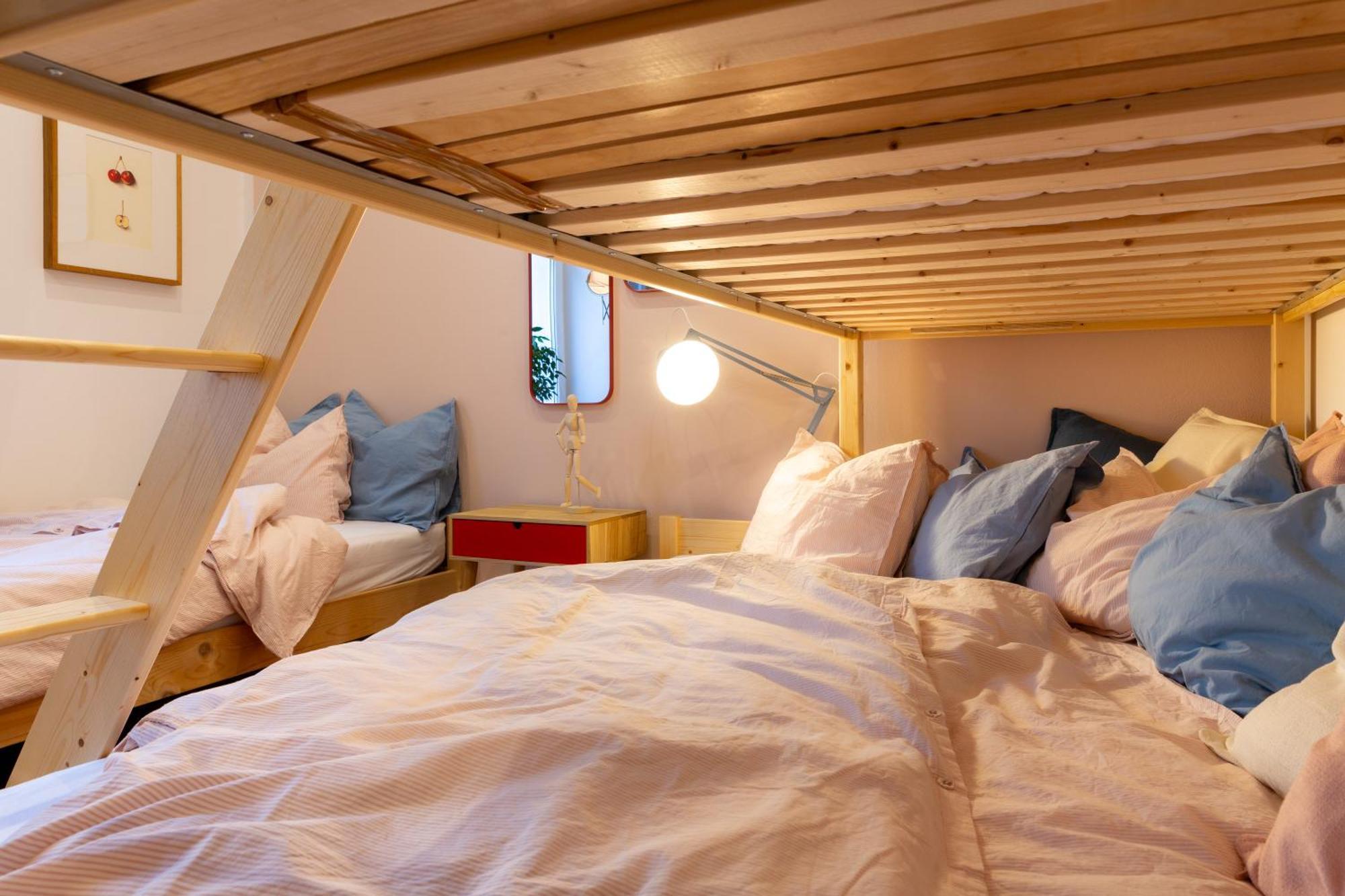 Evergreen - Stylish & Spacious Old Town Apartment With Ac, 1,5 Bath, Family-Friendly ブラチスラヴァ エクステリア 写真